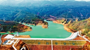 原州區(qū)2.19萬畝高標(biāo)準(zhǔn)農(nóng)田實現(xiàn)水肥一體化灌溉